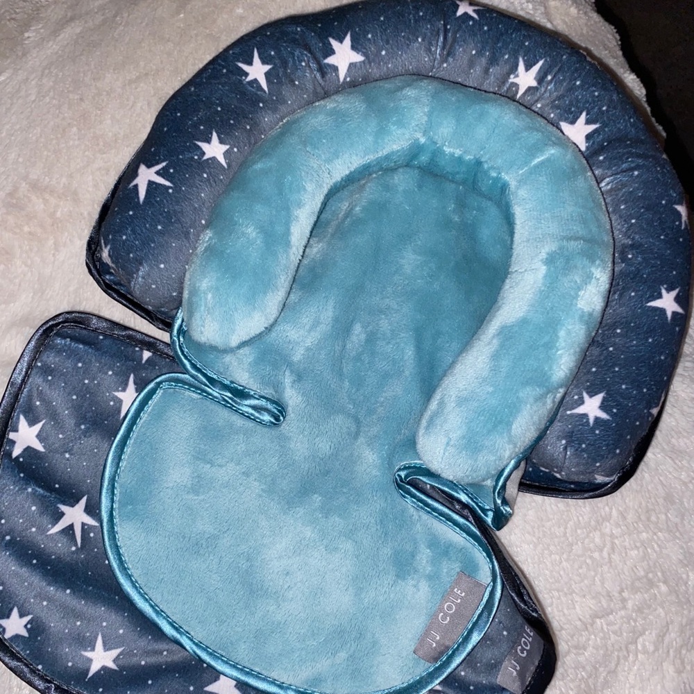 JJ Cole head support and strap cover